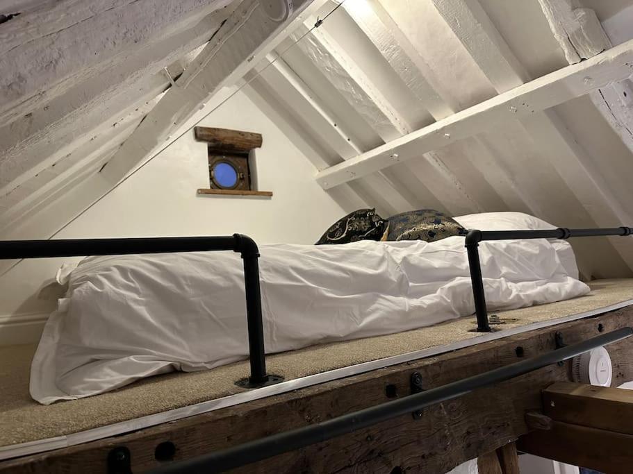 The Nook Lincoln Villa Екстериор снимка