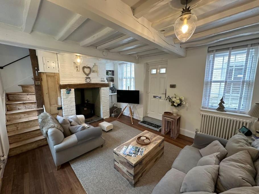 The Nook Lincoln Villa Екстериор снимка