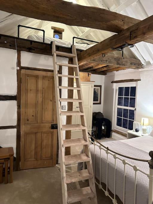 The Nook Lincoln Villa Екстериор снимка